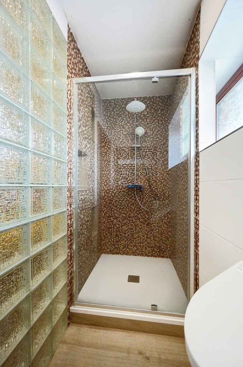 Predaj bytu 4-izbový 141 m², Sportovní, Jeneč, Středočeský kraj Predaj bytu 4-izbový 141 m², Sportovní, Jeneč, Středočeský kraj