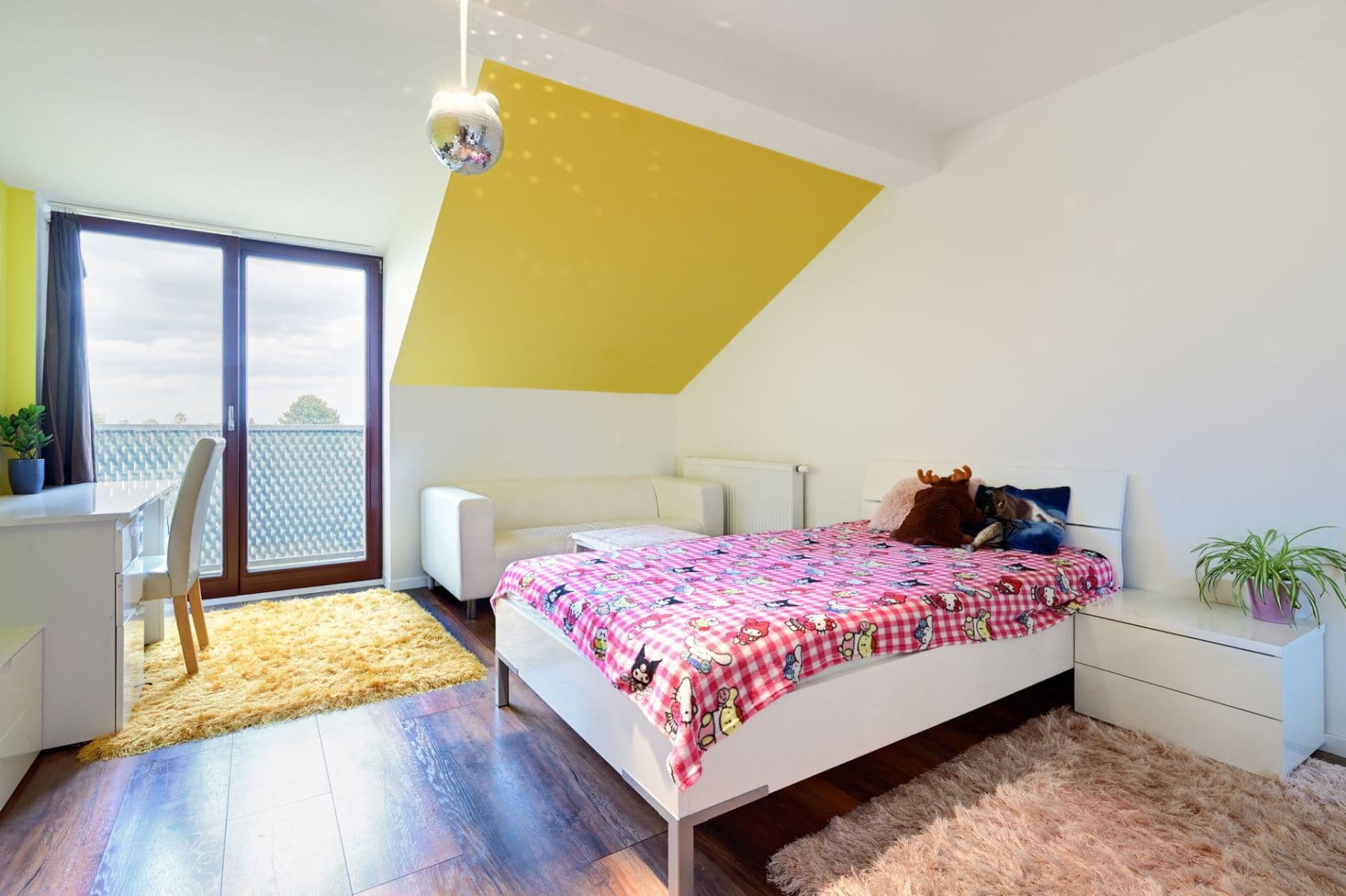Predaj bytu 4-izbový 141 m², Sportovní, Jeneč, Středočeský kraj Predaj bytu 4-izbový 141 m², Sportovní, Jeneč, Středočeský kraj
