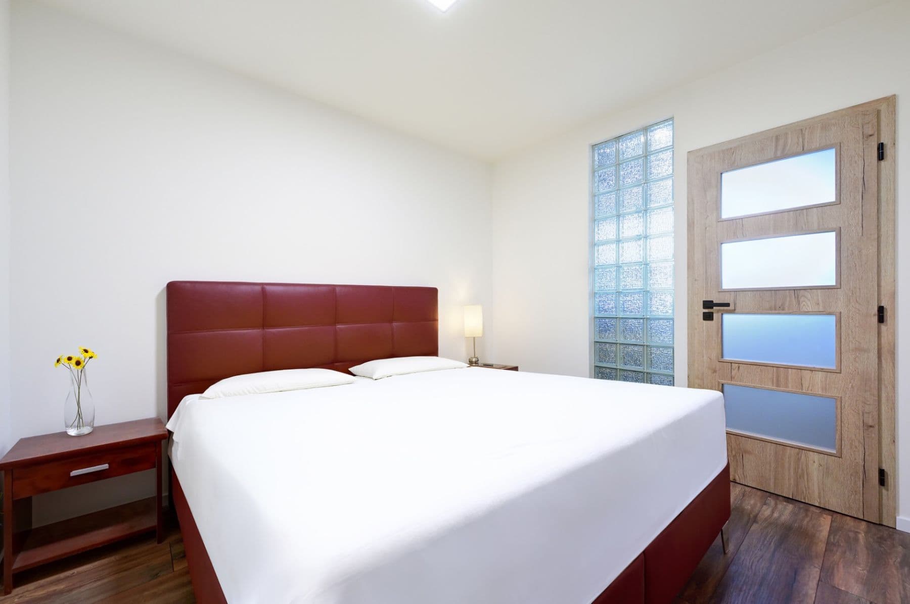 Predaj bytu 4-izbový 141 m², Sportovní, Jeneč, Středočeský kraj Predaj bytu 4-izbový 141 m², Sportovní, Jeneč, Středočeský kraj