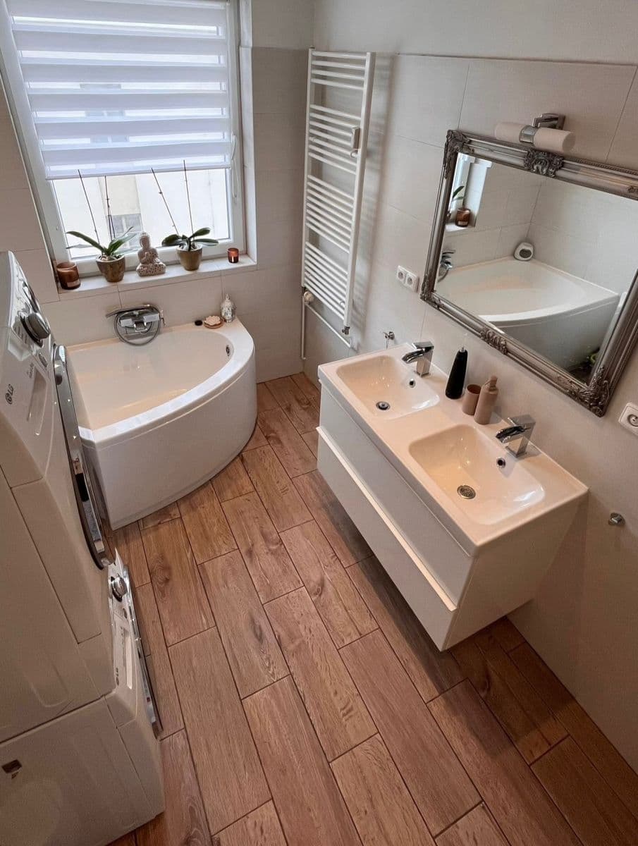 Predaj bytu 3-izbový 79 m², Osvoboditelů, Louny, Ústecký kraj Predaj bytu 3-izbový 79 m², Osvoboditelů, Louny, Ústecký kraj