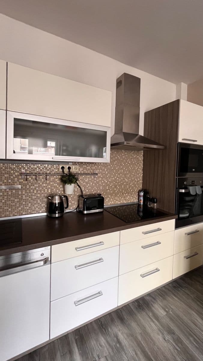 Predaj bytu 3-izbový 79 m², Osvoboditelů, Louny, Ústecký kraj Predaj bytu 3-izbový 79 m², Osvoboditelů, Louny, Ústecký kraj