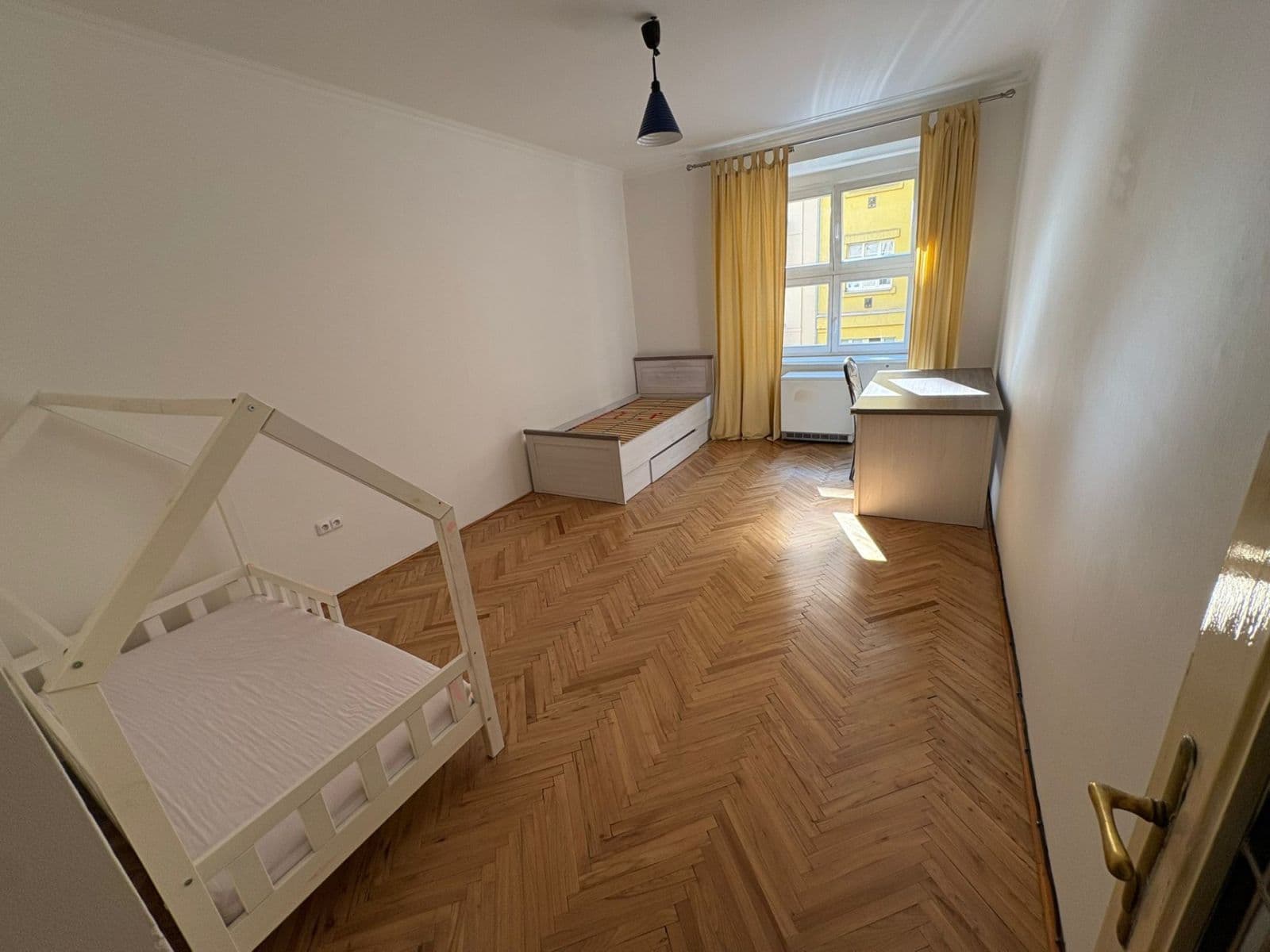 Predaj bytu 4-izbový 94 m², Mahenova, Praha, Praha Predaj bytu 4-izbový 94 m², Mahenova, Praha, Praha