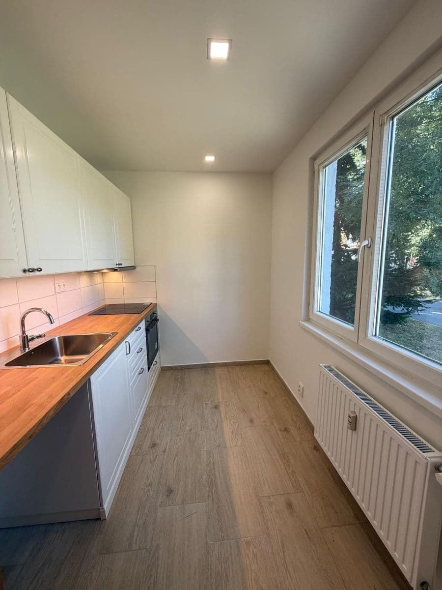 Prenájom bytu 2-izbový 56 m², Provaznická, Ostrava, Moravskoslezský kraj Prenájom bytu 2-izbový 56 m², Provaznická, Ostrava, Moravskoslezský kraj