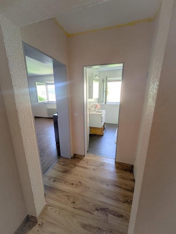 Predaj bytu 3-izbový 96 m², Bergwaldstraße 14, Rohrdorf, Bádensko-Wurttembersko Predaj bytu 3-izbový 96 m², Bergwaldstraße 14, Rohrdorf, Bádensko-Wurttembersko