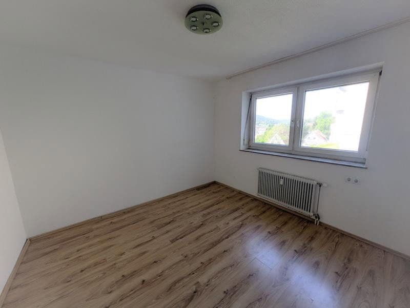 Predaj bytu 3-izbový 96 m², Bergwaldstraße 14, Rohrdorf, Bádensko-Wurttembersko Predaj bytu 3-izbový 96 m², Bergwaldstraße 14, Rohrdorf, Bádensko-Wurttembersko
