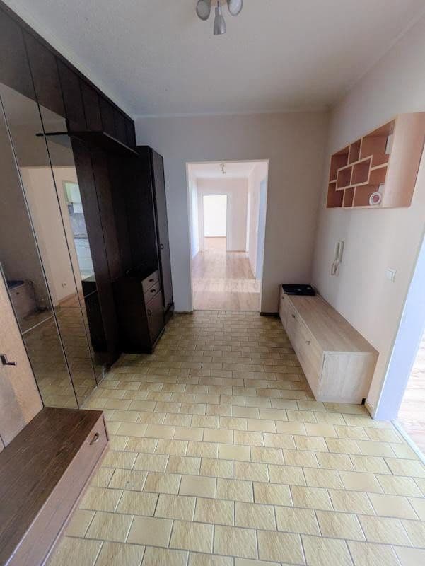 Predaj bytu 3-izbový 96 m², Bergwaldstraße 14, Rohrdorf, Bádensko-Wurttembersko Predaj bytu 3-izbový 96 m², Bergwaldstraße 14, Rohrdorf, Bádensko-Wurttembersko
