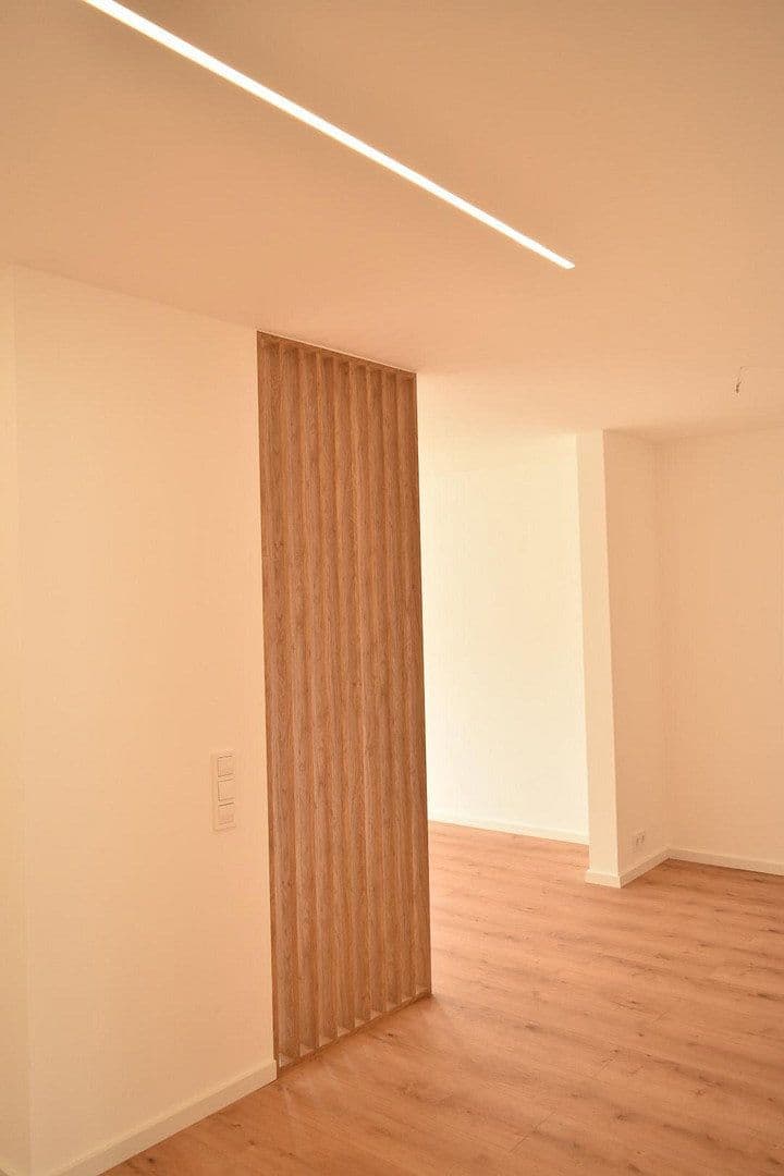 Predaj bytu 3-izbový 75 m², Leonberg, Bádensko-Wurttembersko Predaj bytu 3-izbový 75 m², Leonberg, Bádensko-Wurttembersko