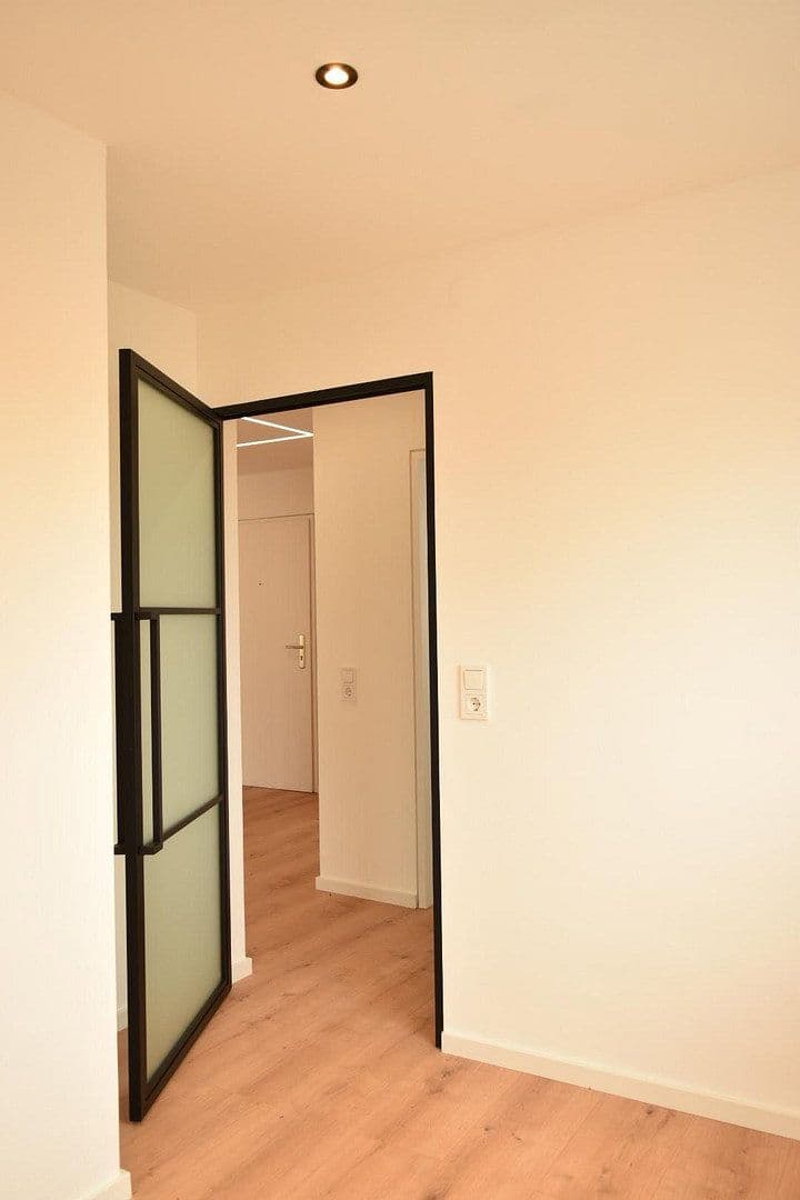 Predaj bytu 3-izbový 75 m², Leonberg, Bádensko-Wurttembersko Predaj bytu 3-izbový 75 m², Leonberg, Bádensko-Wurttembersko