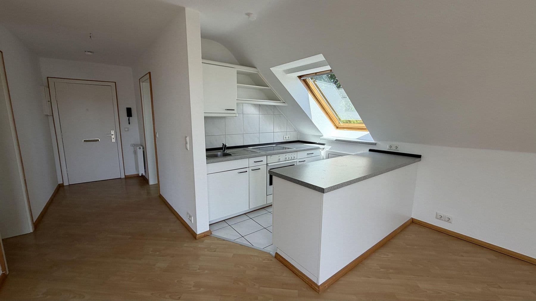 Prenájom bytu 2-izbový 48 m², Hamburg, Hamburg Prenájom bytu 2-izbový 48 m², Hamburg, Hamburg