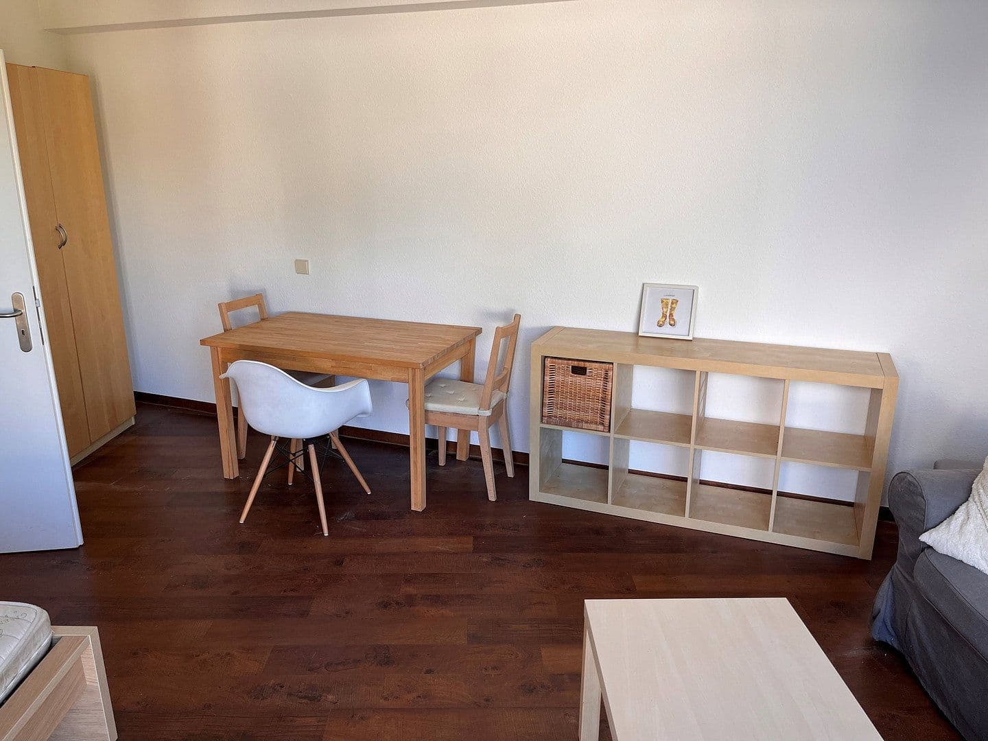 Prenájom bytu 1-izbový 35 m², Meerbusch, Severné Porýnie - Westfálsko Prenájom bytu 1-izbový 35 m², Meerbusch, Severné Porýnie - Westfálsko