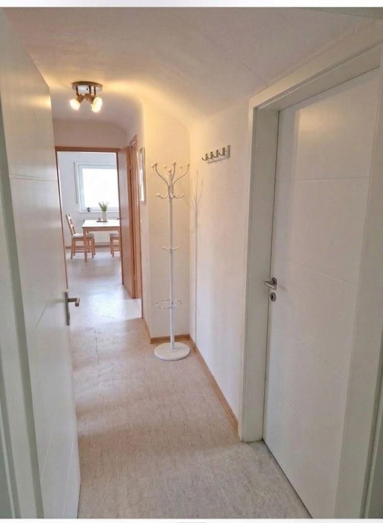 Prenájom bytu 140 m², Vinningen, Porýnie-Falcko Prenájom bytu 140 m², Vinningen, Porýnie-Falcko