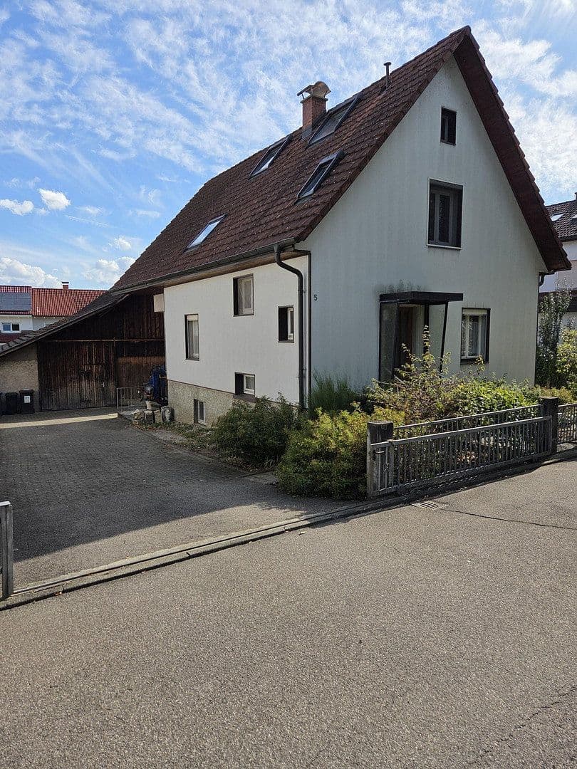 Predaj domu 140 m², pozemok 798 m², Rheinfelden (Baden), Bádensko-Wurttembersko Predaj domu 140 m², pozemok 798 m², Rheinfelden (Baden), Bádensko-Wurttembersko