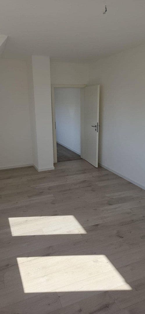 Prenájom bytu 3-izbový 77 m², Siedlung 21a, Geithain, Sasko Prenájom bytu 3-izbový 77 m², Siedlung 21a, Geithain, Sasko