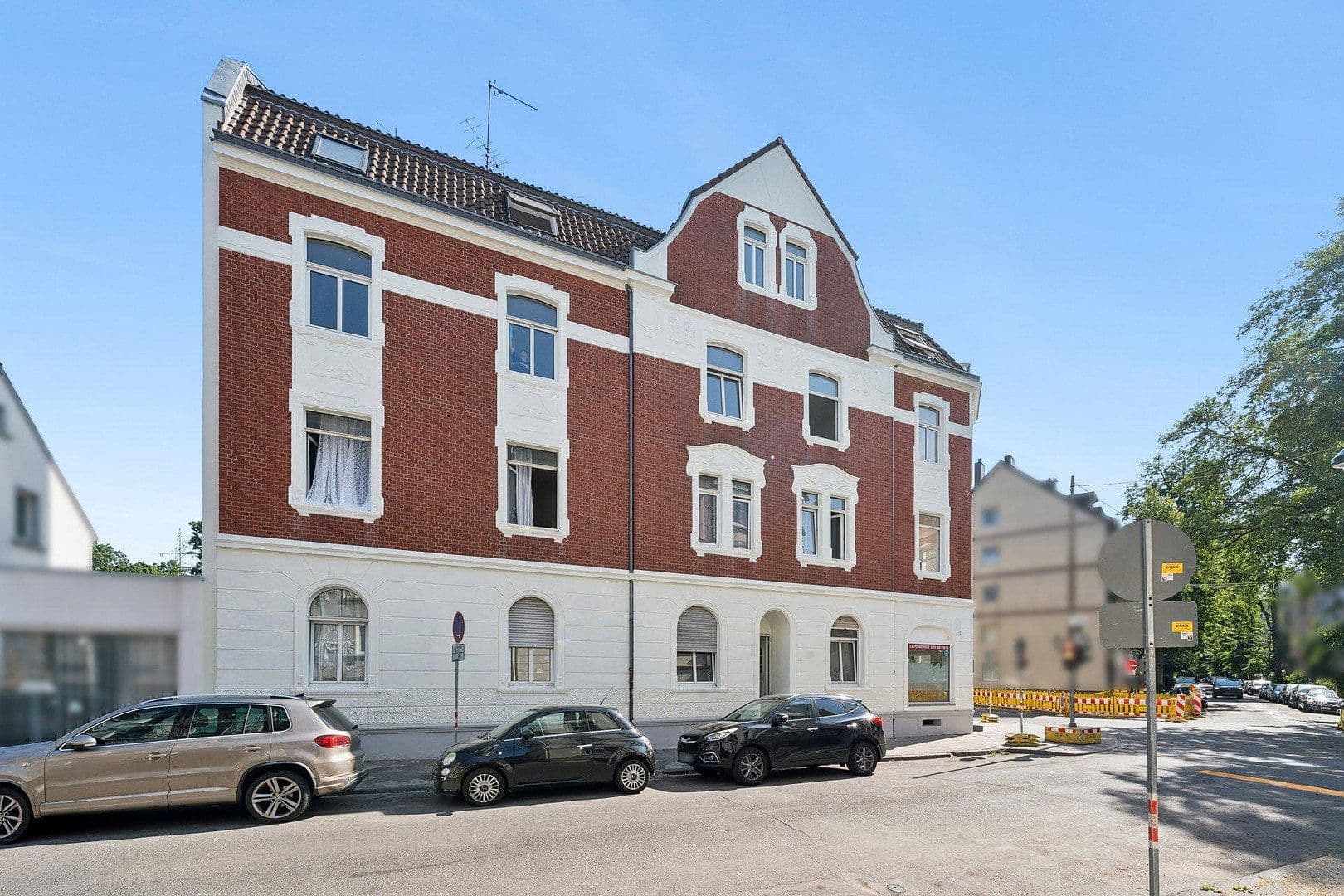 Predaj domu 593 m², pozemok 334 m², Düsseldorf, Severné Porýnie - Westfálsko Predaj domu 593 m², pozemok 334 m², Düsseldorf, Severné Porýnie - Westfálsko