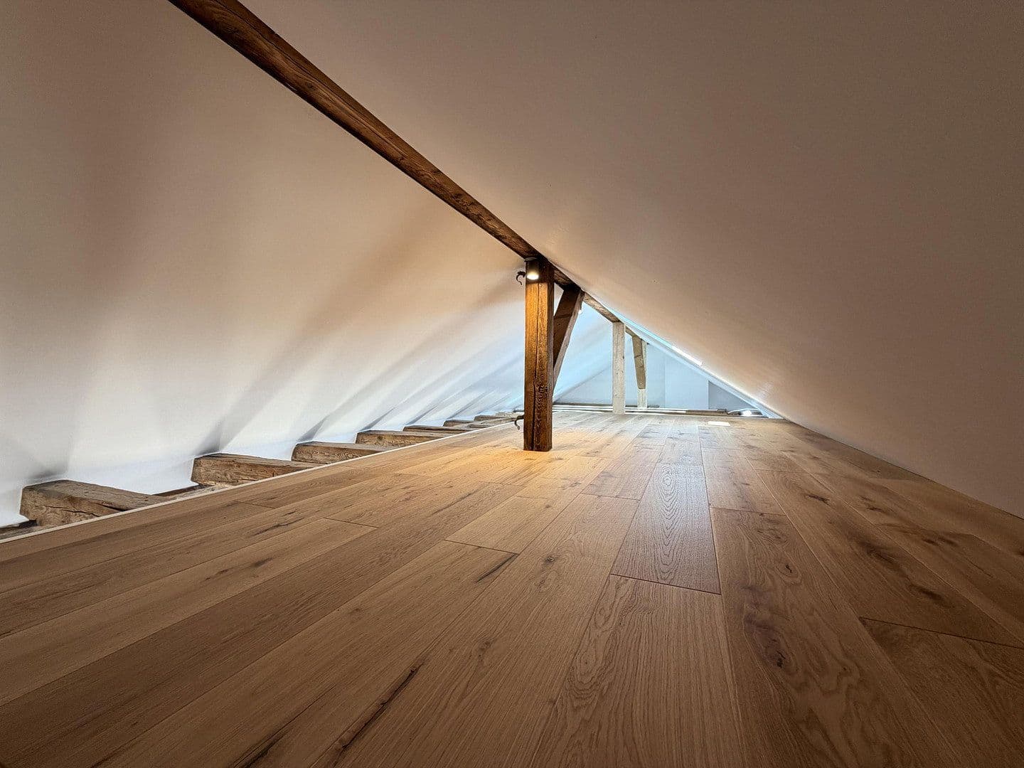 Prenájom bytu 1-izbový 54 m², Beckerstr. 28, Darmstadt, Hesensko Prenájom bytu 1-izbový 54 m², Beckerstr. 28, Darmstadt, Hesensko