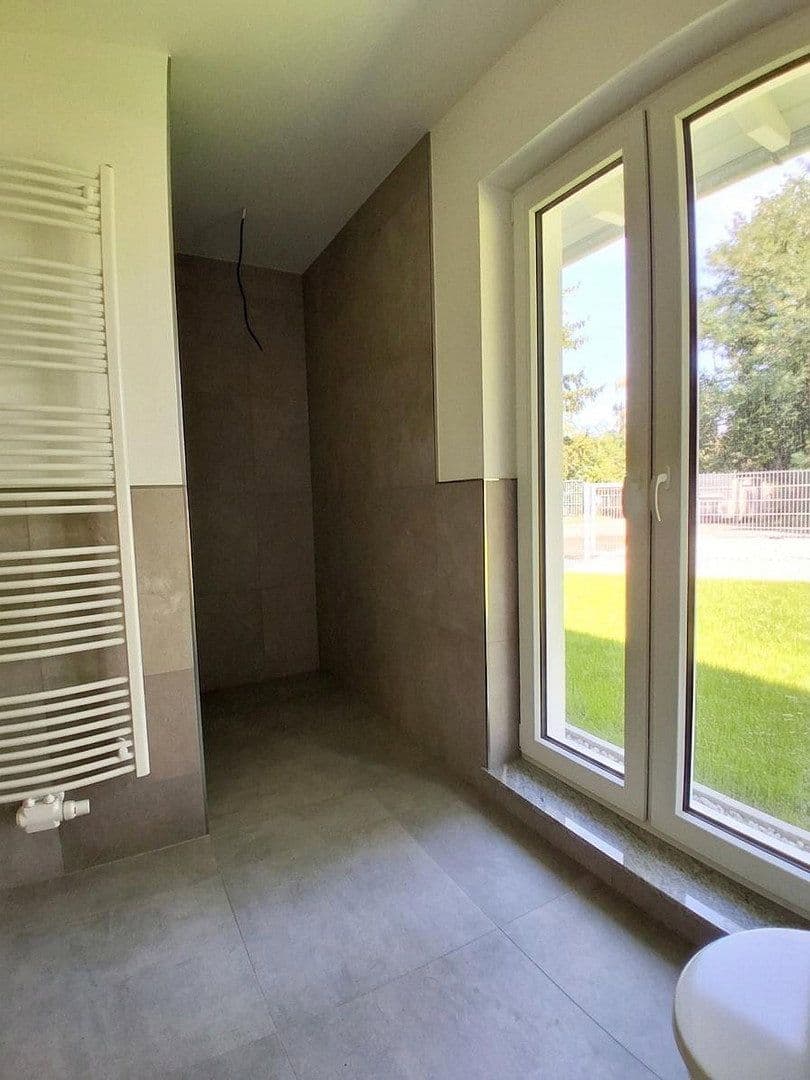 Prenájom domu 130 m², pozemok 250 m², Cottbus Kiekebusch, Brandenbursko Prenájom domu 130 m², pozemok 250 m², Cottbus Kiekebusch, Brandenbursko