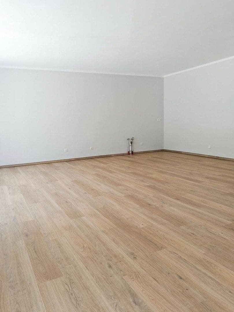 Prenájom domu 130 m², pozemok 250 m², Cottbus Kiekebusch, Brandenbursko Prenájom domu 130 m², pozemok 250 m², Cottbus Kiekebusch, Brandenbursko