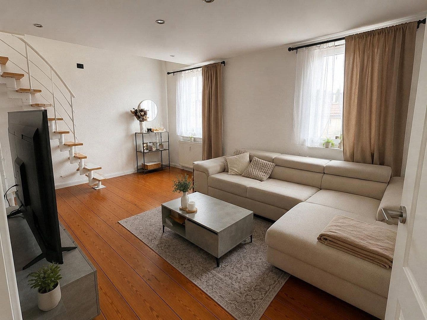 Prenájom bytu 2-izbový 60 m², Enzstr. 1, Pforzheim-Eutingen, Bádensko-Wurttembersko Prenájom bytu 2-izbový 60 m², Enzstr. 1, Pforzheim-Eutingen, Bádensko-Wurttembersko