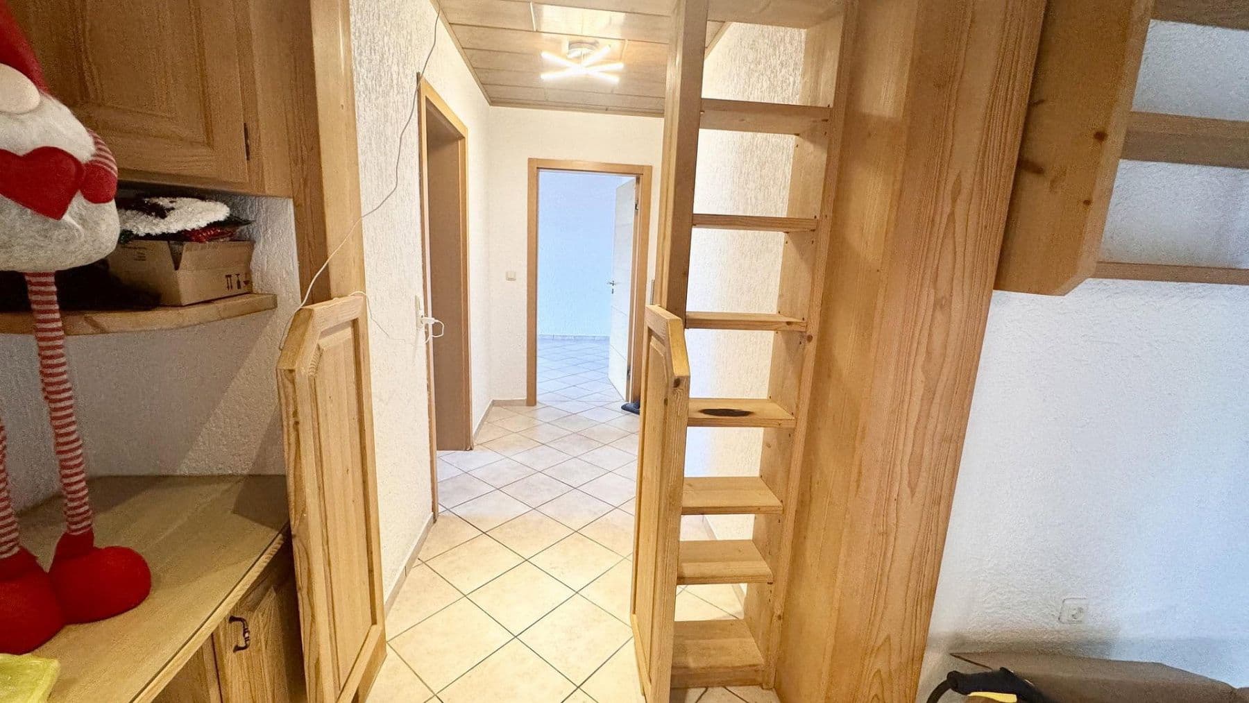 Prenájom bytu 3-izbový 92 m², Greifenklaustraße 10, Reckendorf, Bavorsko Prenájom bytu 3-izbový 92 m², Greifenklaustraße 10, Reckendorf, Bavorsko