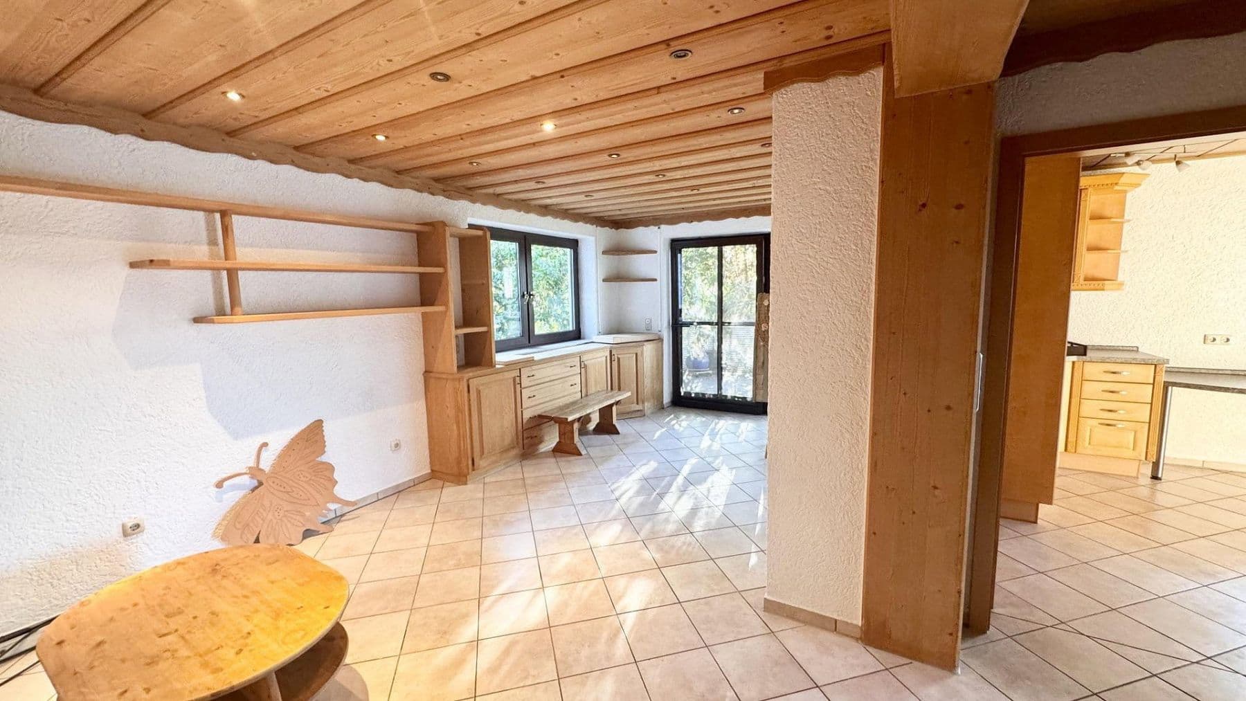 Prenájom bytu 3-izbový 92 m², Greifenklaustraße 10, Reckendorf, Bavorsko Prenájom bytu 3-izbový 92 m², Greifenklaustraße 10, Reckendorf, Bavorsko