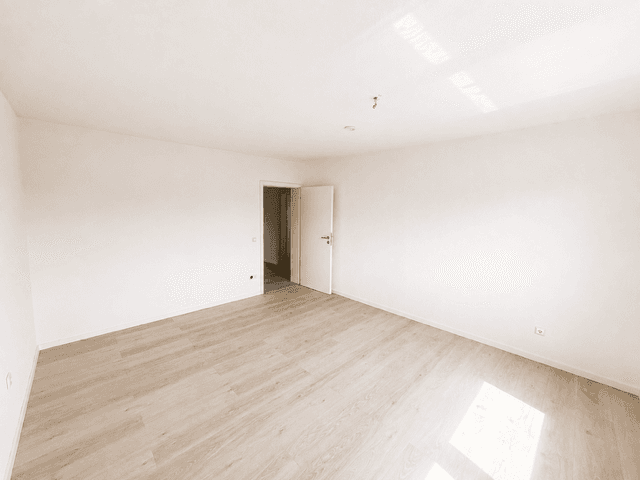 Prenájom bytu 4-izbový 87 m², Bergstr. 24, Tiefenbronn, Bádensko-Wurttembersko Prenájom bytu 4-izbový 87 m², Bergstr. 24, Tiefenbronn, Bádensko-Wurttembersko