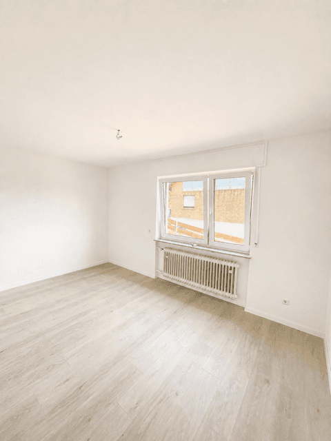 Prenájom bytu 4-izbový 87 m², Bergstr. 24, Tiefenbronn, Bádensko-Wurttembersko Prenájom bytu 4-izbový 87 m², Bergstr. 24, Tiefenbronn, Bádensko-Wurttembersko