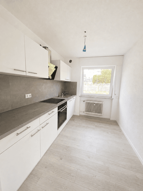 Prenájom bytu 4-izbový 87 m², Bergstr. 24, Tiefenbronn, Bádensko-Wurttembersko Prenájom bytu 4-izbový 87 m², Bergstr. 24, Tiefenbronn, Bádensko-Wurttembersko