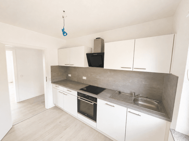 Prenájom bytu 4-izbový 87 m², Bergstr. 24, Tiefenbronn, Bádensko-Wurttembersko Prenájom bytu 4-izbový 87 m², Bergstr. 24, Tiefenbronn, Bádensko-Wurttembersko