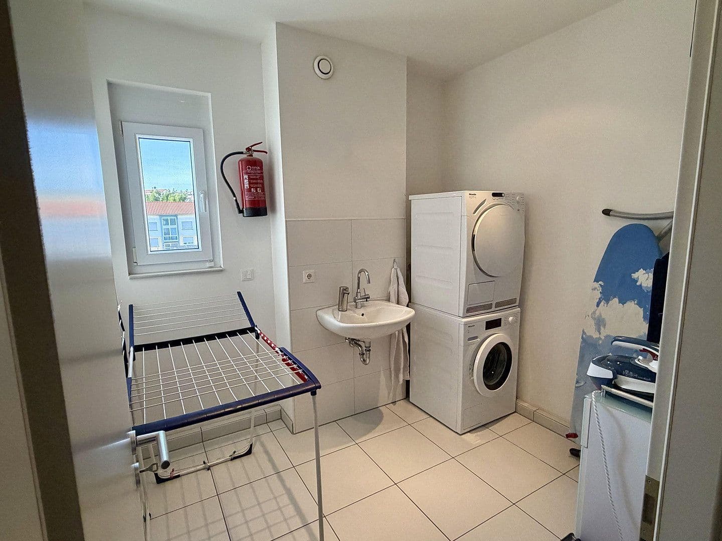 Predaj domu 152 m², pozemok 208 m², Kriftel, Hesensko Predaj domu 152 m², pozemok 208 m², Kriftel, Hesensko