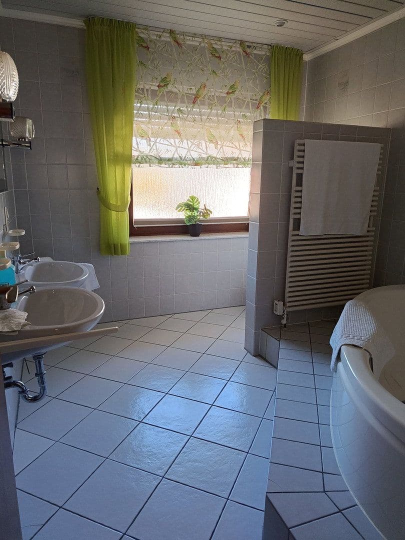 Predaj domu 175 m², pozemok 573 m², Mannheim, Bádensko-Wurttembersko Predaj domu 175 m², pozemok 573 m², Mannheim, Bádensko-Wurttembersko
