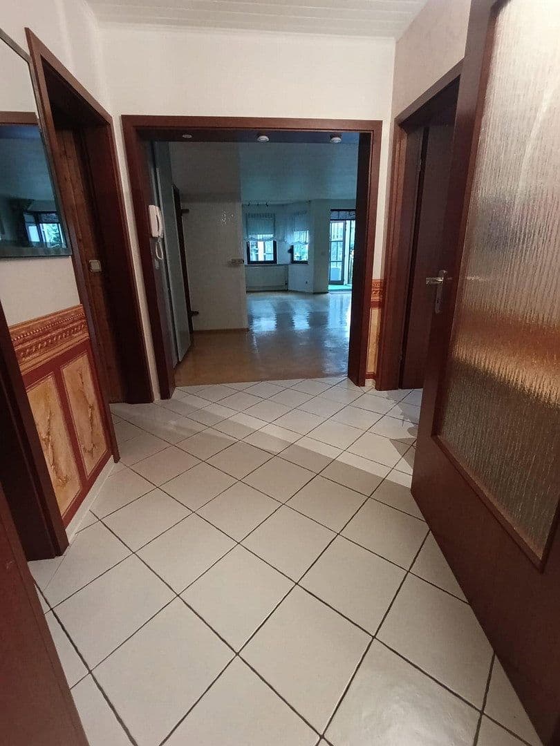 Predaj domu 175 m², pozemok 573 m², Mannheim, Bádensko-Wurttembersko Predaj domu 175 m², pozemok 573 m², Mannheim, Bádensko-Wurttembersko