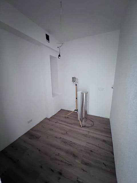 Prenájom bytu 2-izbový 70 m², Schwimmbadstr. 27, Bruchsal, Bádensko-Wurttembersko Prenájom bytu 2-izbový 70 m², Schwimmbadstr. 27, Bruchsal, Bádensko-Wurttembersko