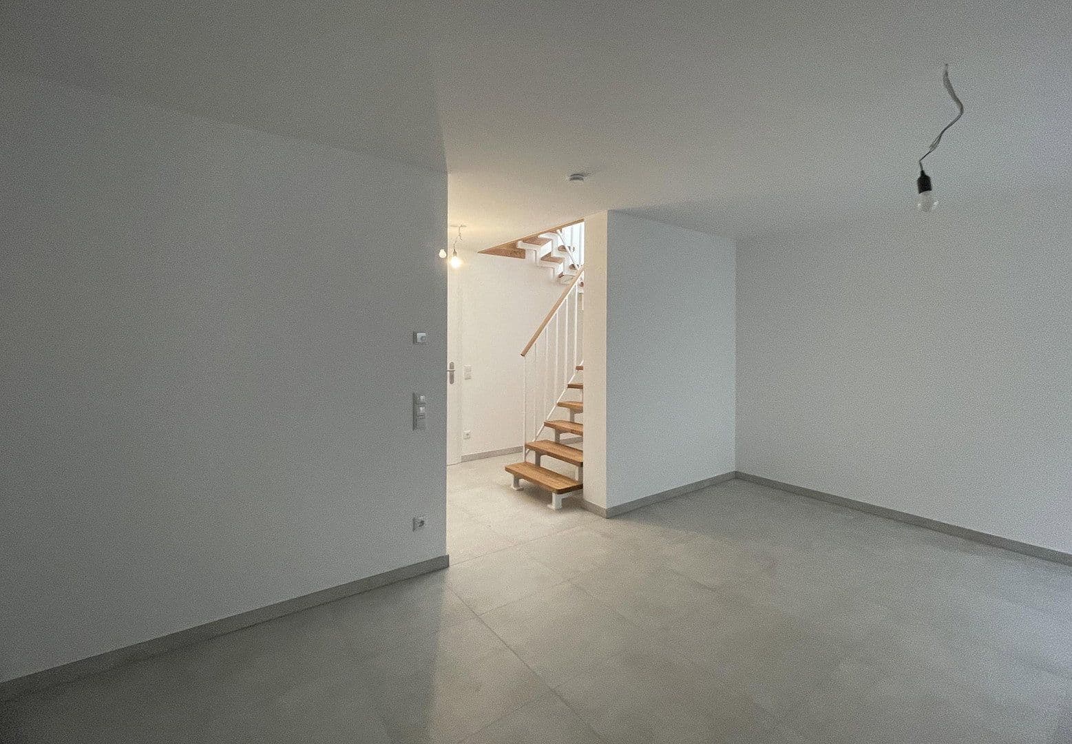 Prenájom bytu 4-izbový 107 m², Altomünster, Bavorsko Prenájom bytu 4-izbový 107 m², Altomünster, Bavorsko