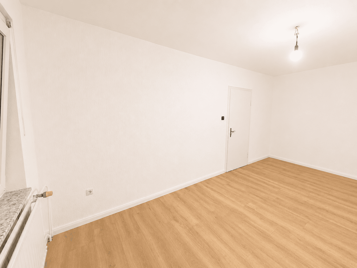 Prenájom bytu 3-izbový 63 m², Neuer Damm 40, Bremen, Brémy Prenájom bytu 3-izbový 63 m², Neuer Damm 40, Bremen, Brémy