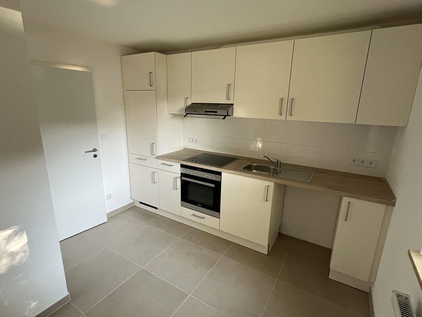 Prenájom bytu 3-izbový 76 m², Kieler Str. 21c, Lütjenburg, Šlezvicko-Holštajnsko Prenájom bytu 3-izbový 76 m², Kieler Str. 21c, Lütjenburg, Šlezvicko-Holštajnsko