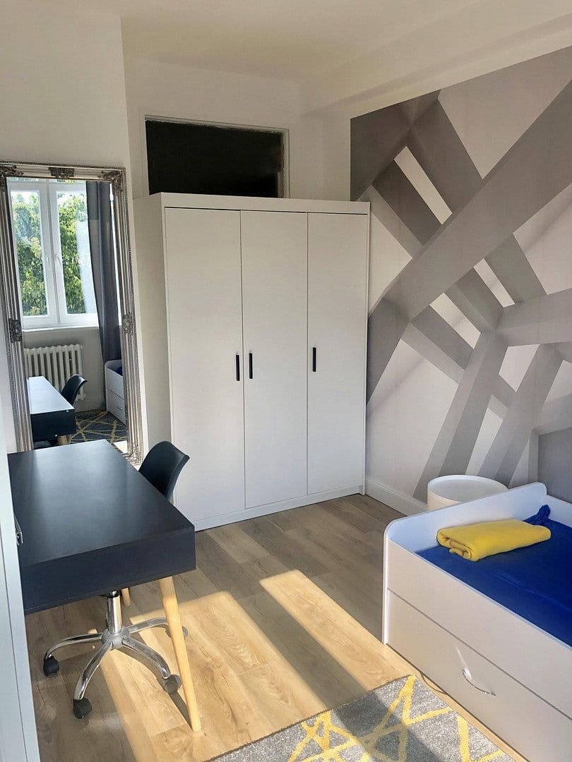 Predaj bytu 6-izbový 135 m², Wedellstraße 30, Berlin-Lankwitz, Berlín Predaj bytu 6-izbový 135 m², Wedellstraße 30, Berlin-Lankwitz, Berlín