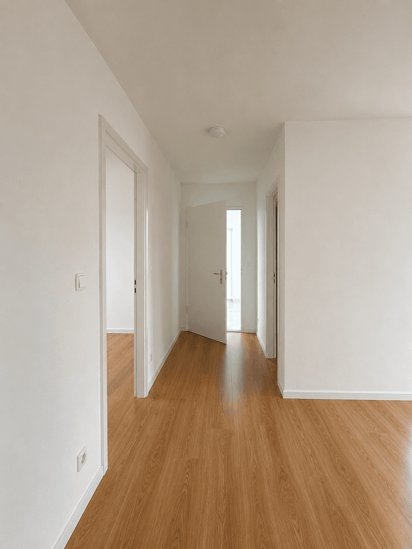 Prenájom bytu 3-izbový 82 m², Velten, Brandenbursko Prenájom bytu 3-izbový 82 m², Velten, Brandenbursko