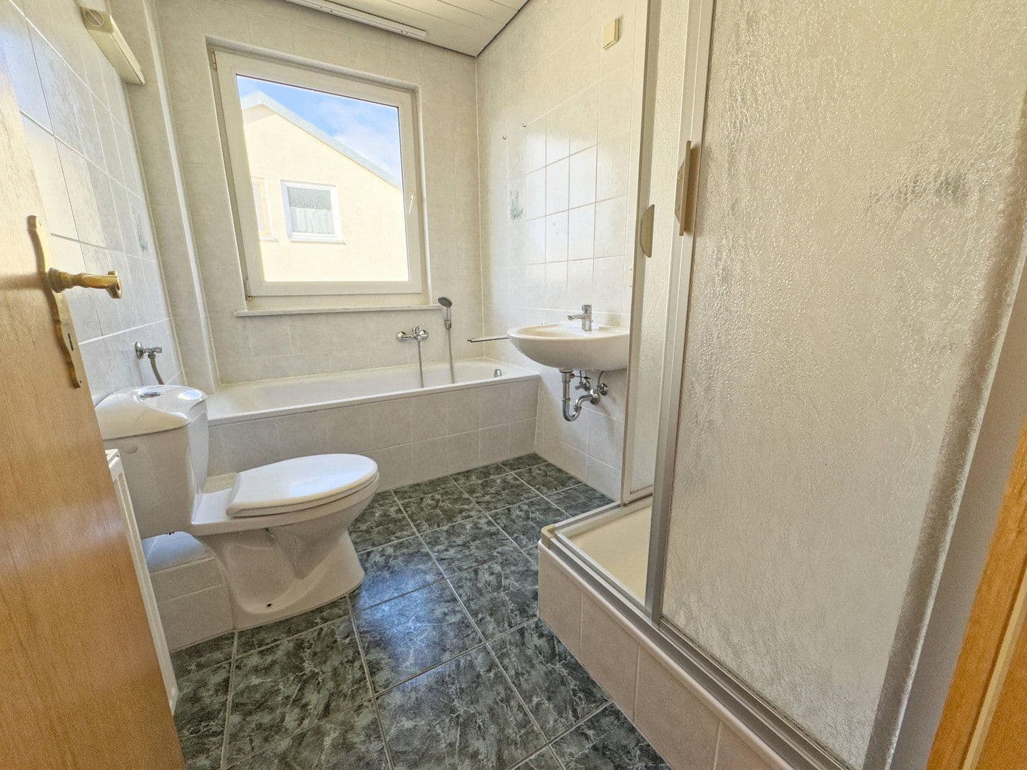 Prenájom bytu 3-izbový 62 m², Dittrichstraße 1, Kamenec, Sasko Prenájom bytu 3-izbový 62 m², Dittrichstraße 1, Kamenec, Sasko