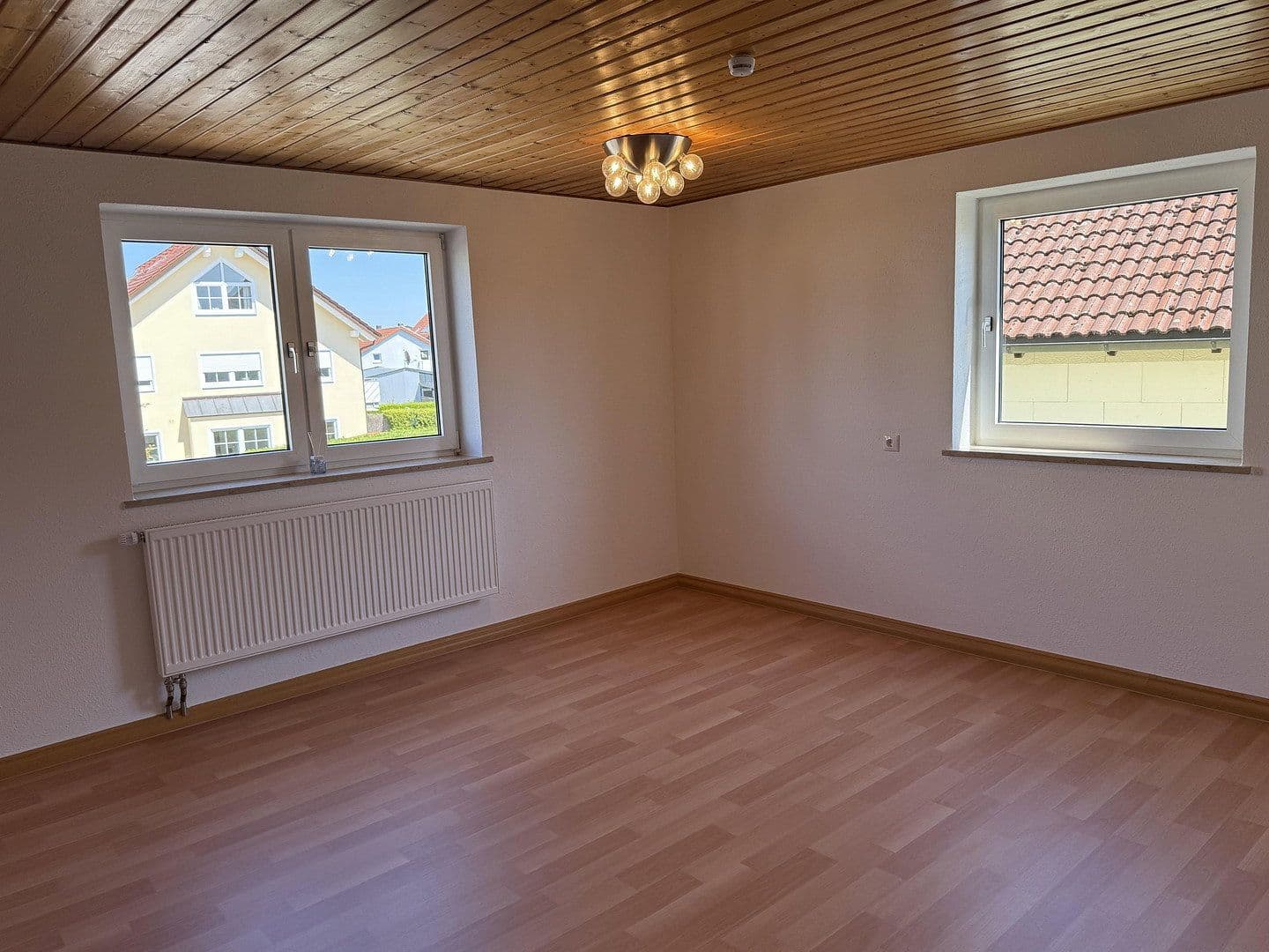 Prenájom bytu 2-izbový 63 m², Attenkirchen, Bavorsko Prenájom bytu 2-izbový 63 m², Attenkirchen, Bavorsko