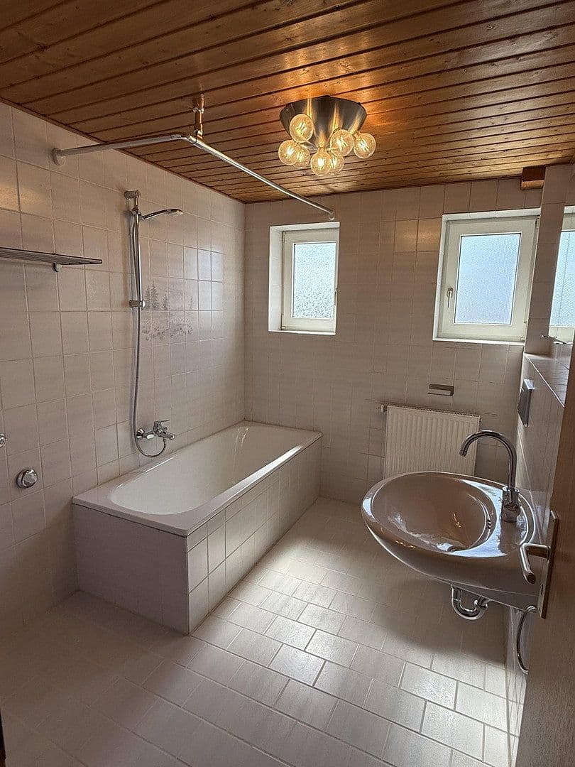 Prenájom bytu 2-izbový 63 m², Attenkirchen, Bavorsko Prenájom bytu 2-izbový 63 m², Attenkirchen, Bavorsko