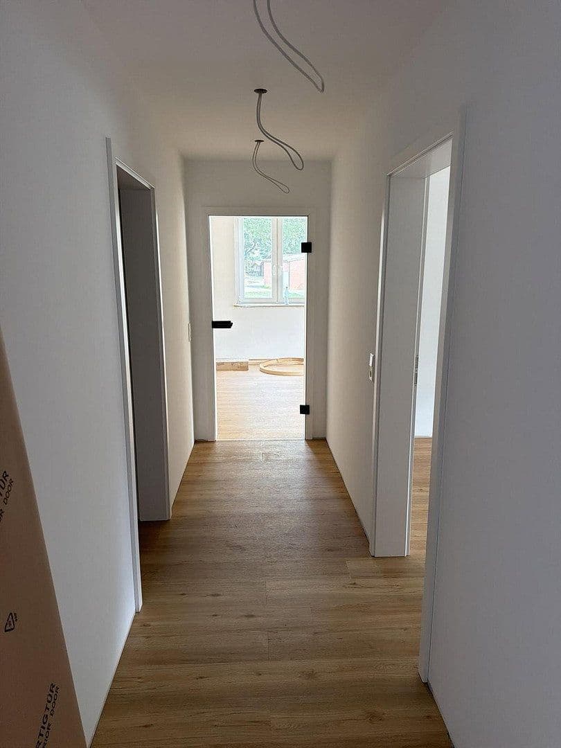 Prenájom bytu 3-izbový 93 m², Grüppenbührener Str. 119, Ganderkesee, Dolné Sasko Prenájom bytu 3-izbový 93 m², Grüppenbührener Str. 119, Ganderkesee, Dolné Sasko