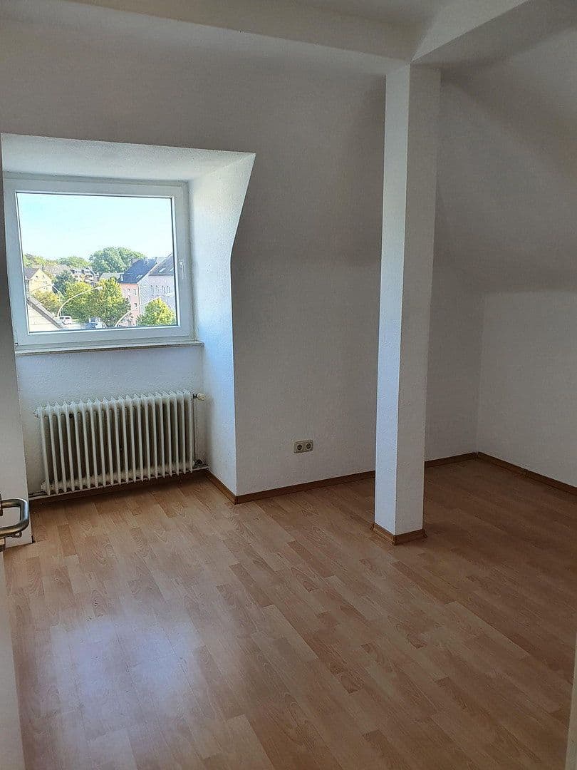 Predaj bytu 3-izbový 67 m², Huttropstr. 52, Essen, Severné Porýnie - Westfálsko Predaj bytu 3-izbový 67 m², Huttropstr. 52, Essen, Severné Porýnie - Westfálsko