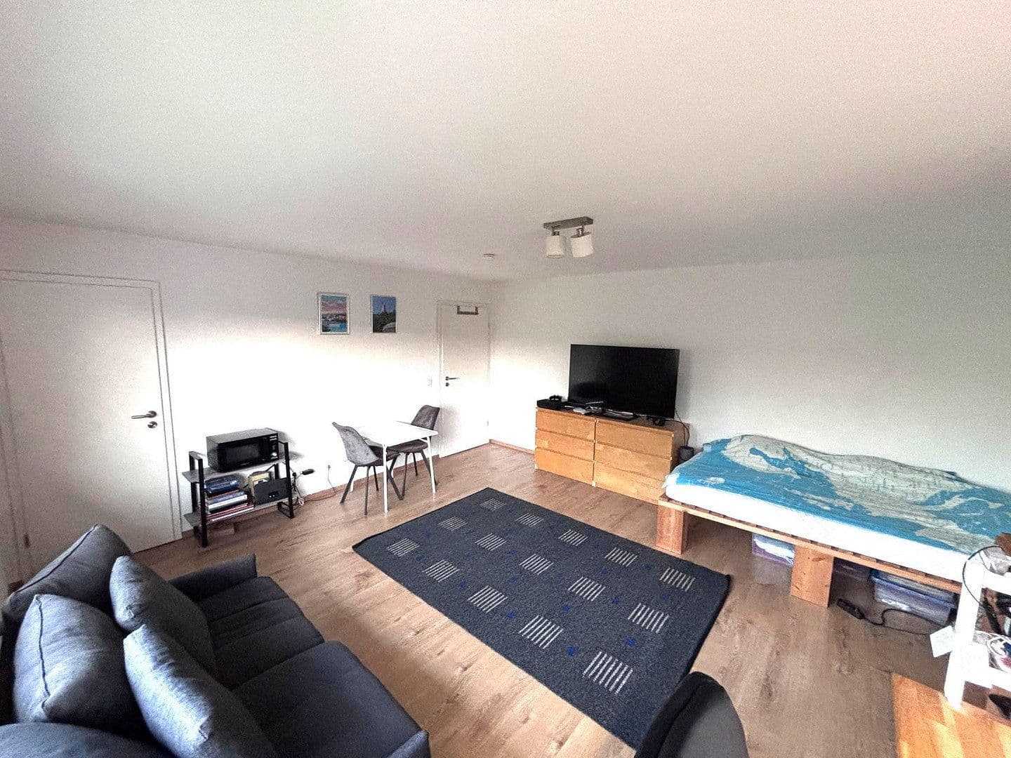 Prenájom bytu 1-izbový 36 m², Heimgartenstr. 53B, Stuttgart, Bádensko-Wurttembersko Prenájom bytu 1-izbový 36 m², Heimgartenstr. 53B, Stuttgart, Bádensko-Wurttembersko
