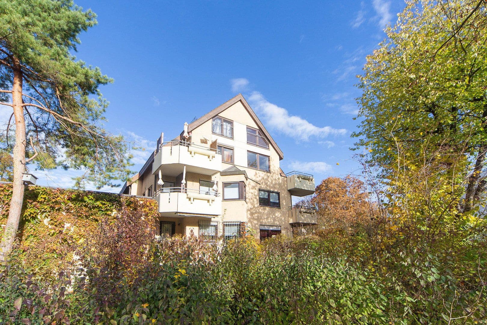 Prenájom bytu 2-izbový 61 m², Künzelsauer Straße 21, Stuttgart, Bádensko-Wurttembersko Prenájom bytu 2-izbový 61 m², Künzelsauer Straße 21, Stuttgart, Bádensko-Wurttembersko