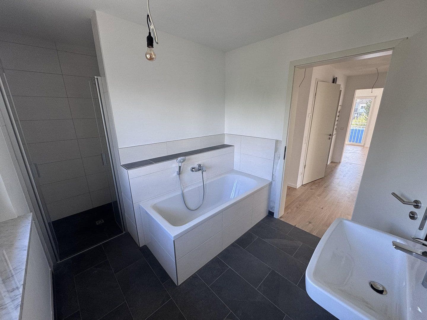 Prenájom bytu 3-izbový 64 m², Dorfen, Bavorsko Prenájom bytu 3-izbový 64 m², Dorfen, Bavorsko