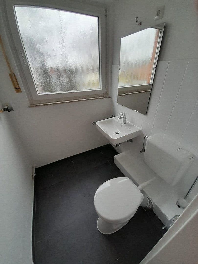 Prenájom bytu 4-izbový 86 m², Pappelstraße 10, Visselhövede, Dolné Sasko Prenájom bytu 4-izbový 86 m², Pappelstraße 10, Visselhövede, Dolné Sasko