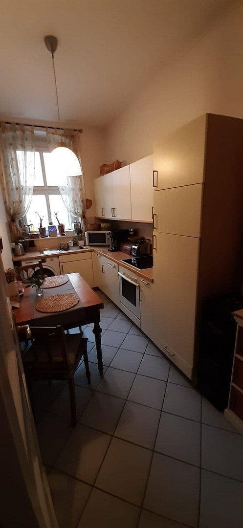 Prenájom bytu 3-izbový 88 m², Herrenhausstr. 11, Berlin, Berlín Prenájom bytu 3-izbový 88 m², Herrenhausstr. 11, Berlin, Berlín