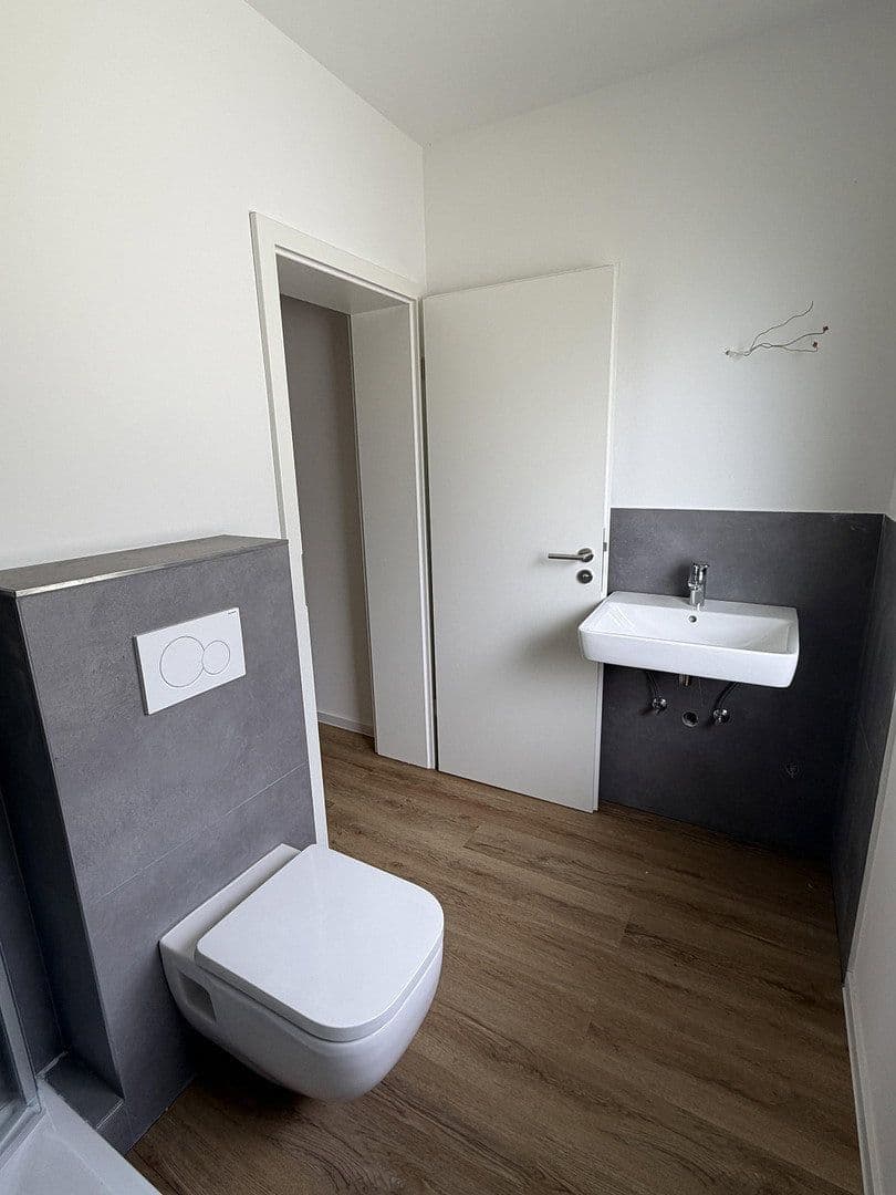 Predaj domu 105 m², pozemok 409 m², Lipper Hellweg 309C, Bielefeld, Severné Porýnie - Westfálsko Predaj domu 105 m², pozemok 409 m², Lipper Hellweg 309C, Bielefeld, Severné Porýnie - Westfálsko