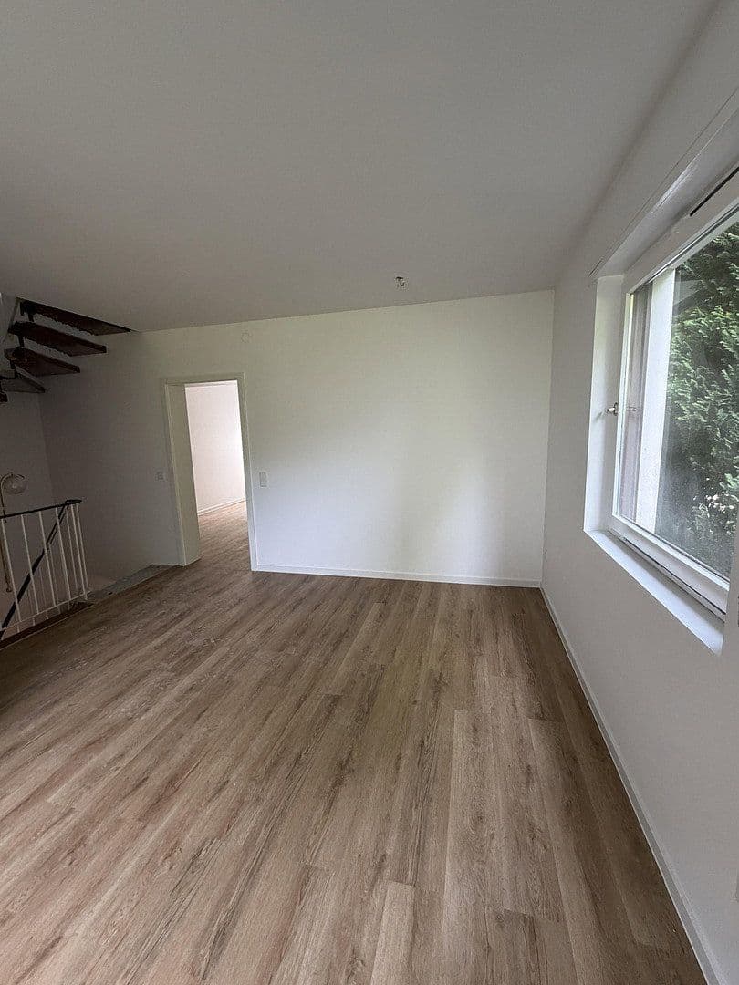 Predaj domu 105 m², pozemok 409 m², Lipper Hellweg 309C, Bielefeld, Severné Porýnie - Westfálsko Predaj domu 105 m², pozemok 409 m², Lipper Hellweg 309C, Bielefeld, Severné Porýnie - Westfálsko