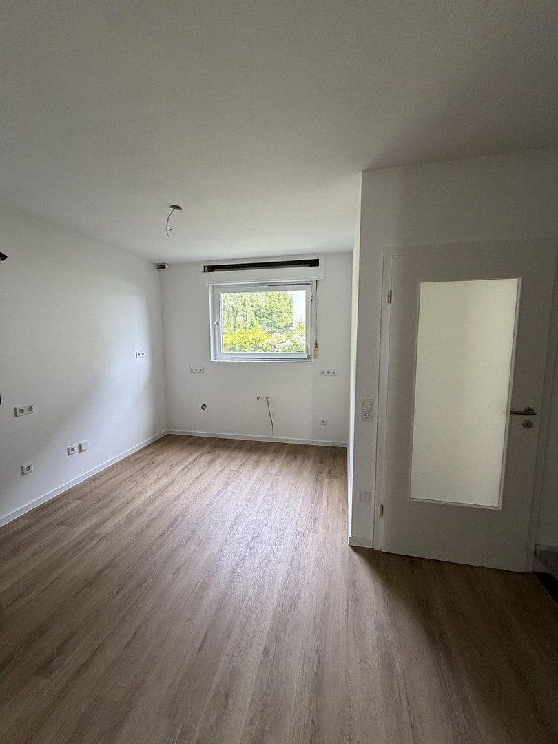 Predaj domu 105 m², pozemok 409 m², Lipper Hellweg 309C, Bielefeld, Severné Porýnie - Westfálsko Predaj domu 105 m², pozemok 409 m², Lipper Hellweg 309C, Bielefeld, Severné Porýnie - Westfálsko